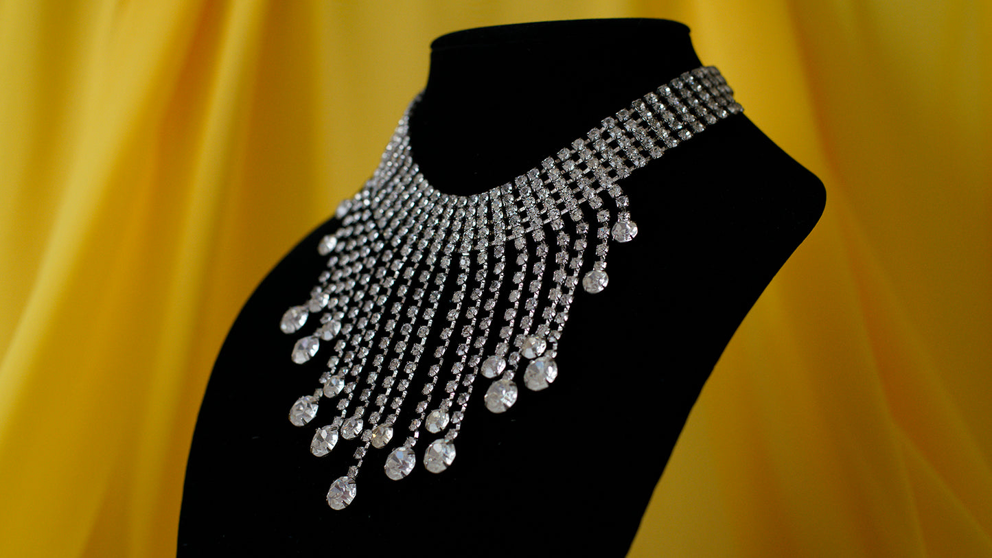 Vintage Rhinestone Teardrop Choker