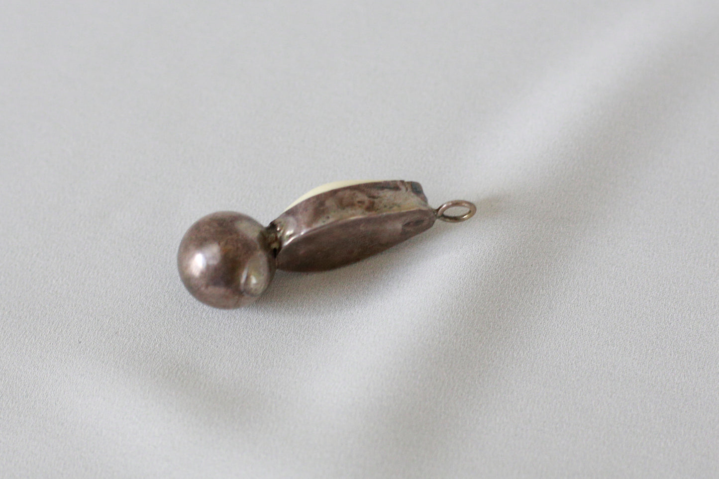 Silver Pendant w/ Cowrie Shell